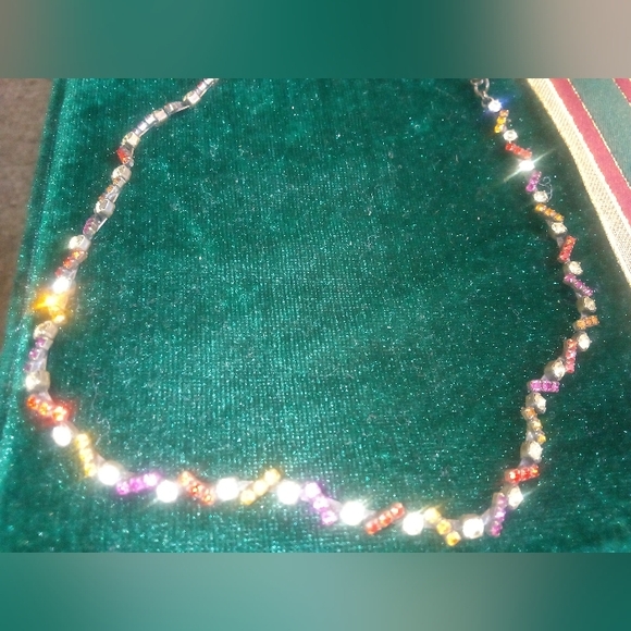 Sorrelli Swarovski Necklace - Picture 2 of 12